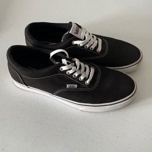 Vans Canvas Authentic Old School Shoe